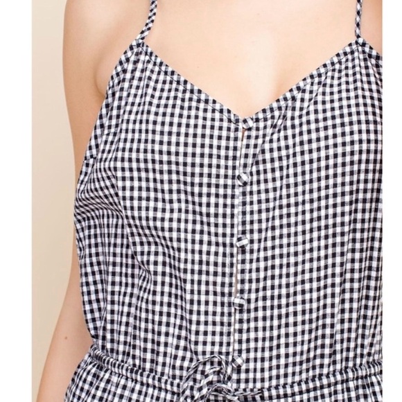Wild Honey Black and White Gingham Jumpsuit with Pockets. - Picture 2 of 8